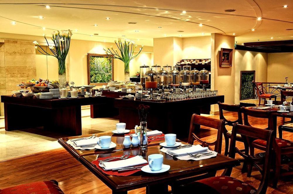 Nh Collection Quito Royal Hotel Restaurant photo